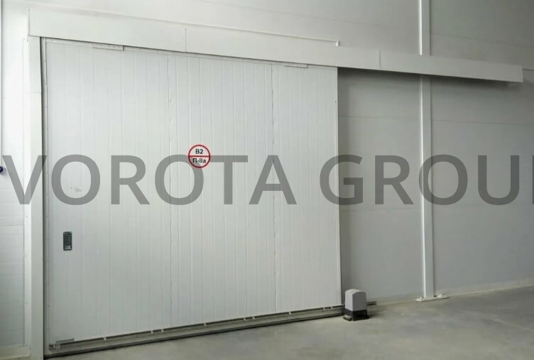 Противопожарные ворота Doorhan белые 2500х3100